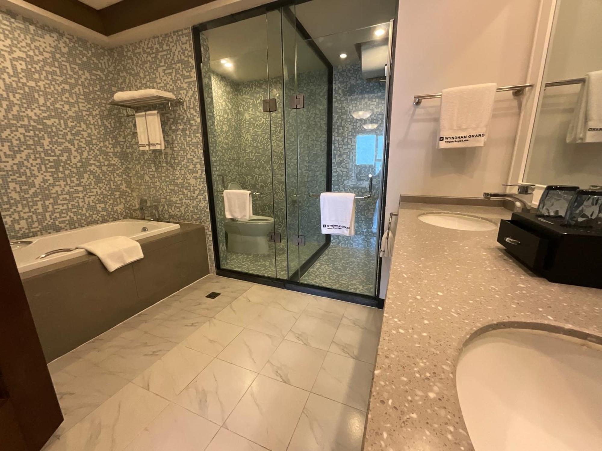 Kantharyar Serviced Apartment Yangon Extérieur photo